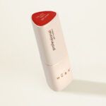 Гел лак Glass Red– полупрозрачен гел лак с ефект стъкло в червен цвят.