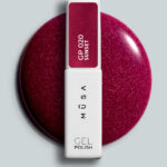 Бордочервен glitter гел лак Musa Nails GP020 с фин microglitter ефект и наситен амарантов нюанс за елегантен дълготраен маникюр.
